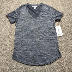 Athleta Breezy Heather Scoop V Tee